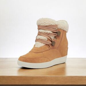 Sorel Women's Out N About Cozy Wedge Boots Tawny Buff, Sea Salt- Multiple Sizes